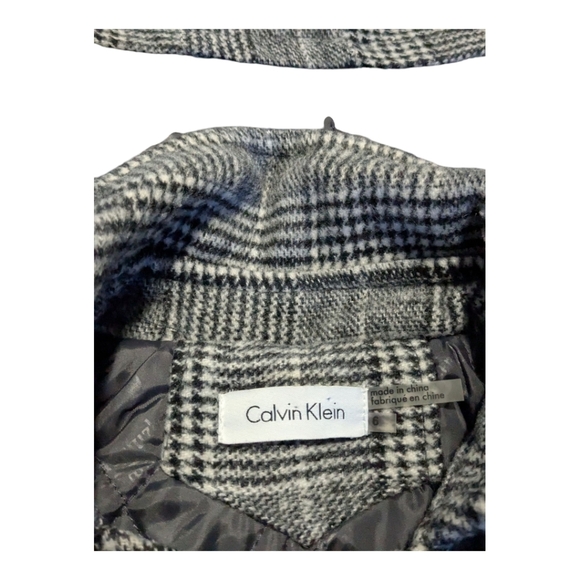 Calvin Klein Girls Plaid Dress Coat/Jacket. Size 6.  Long Sleeve w/Hoodie. - Picture 5 of 7